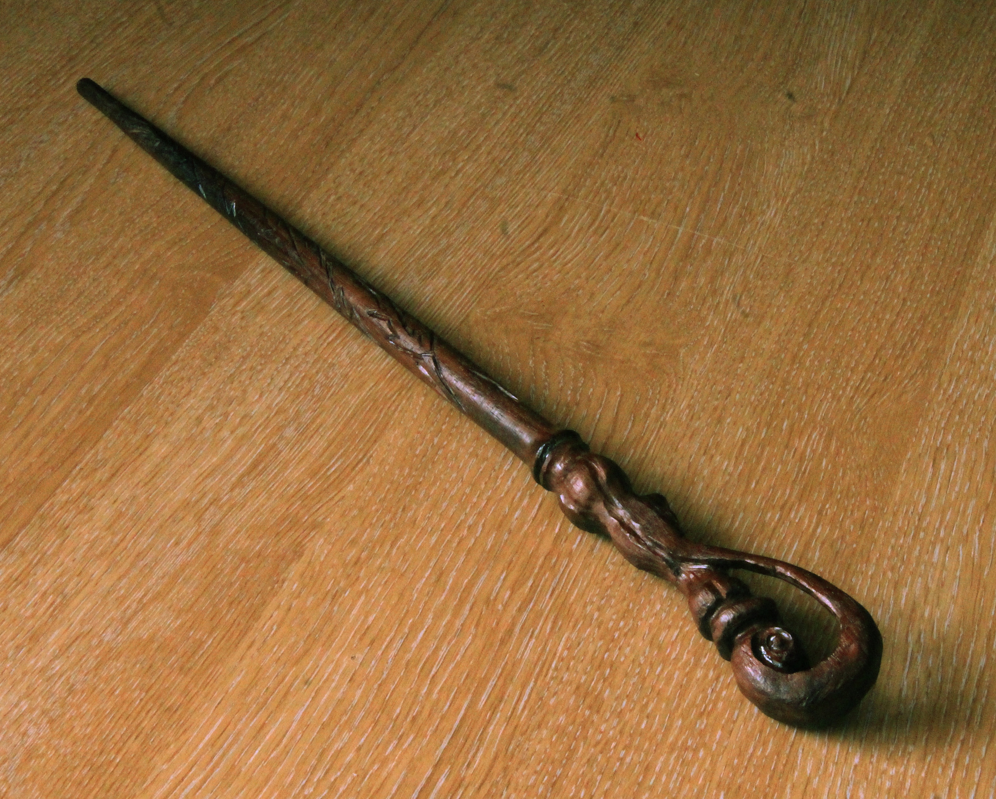 Fleur Delacour's wand 003 (Indian Rosewood)