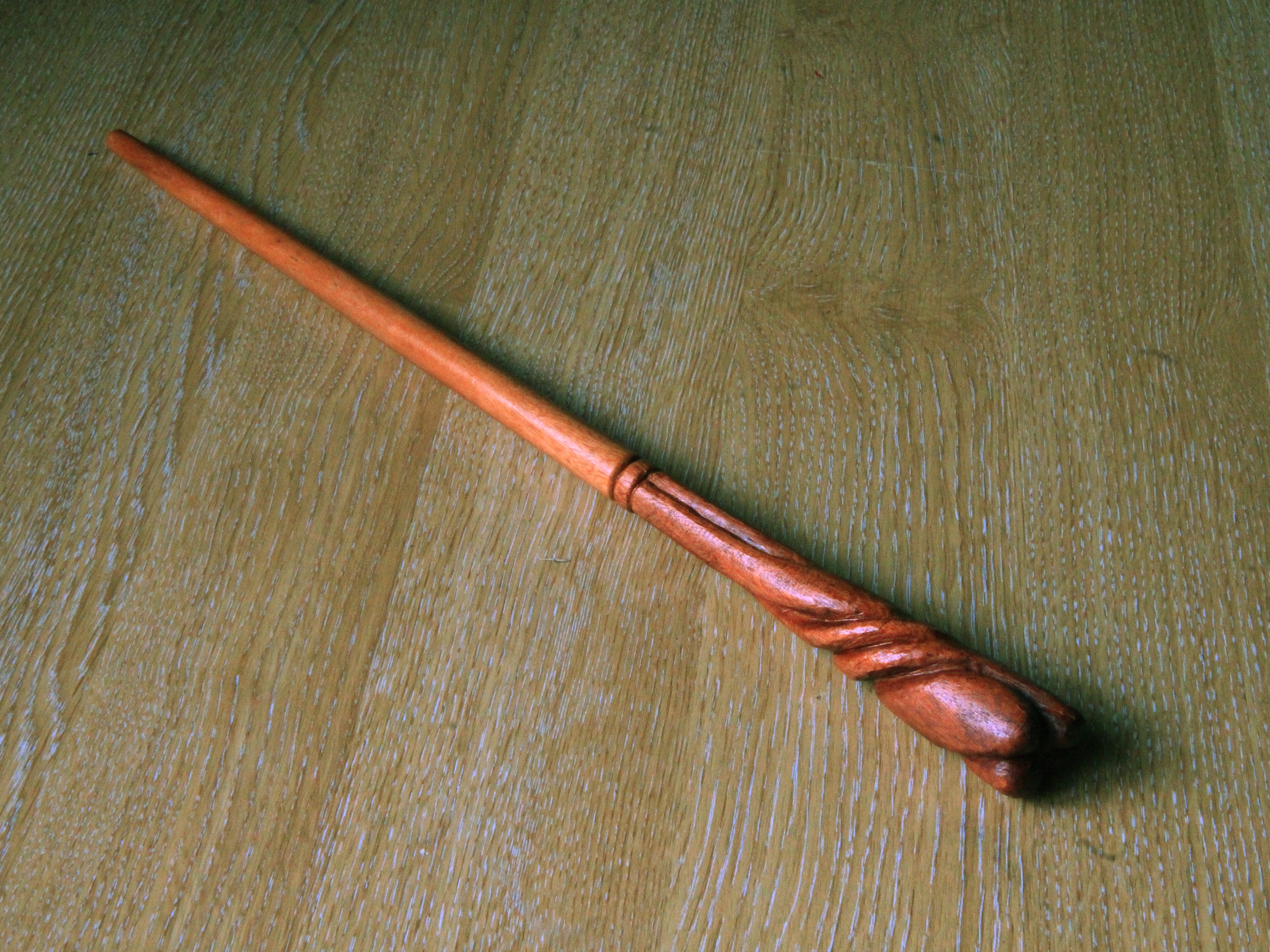Neville Longbottom's second wand 003 (Mahogany)